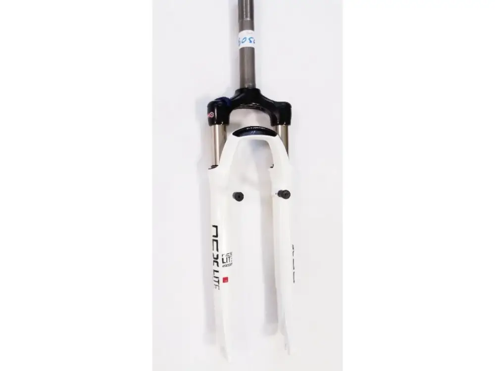Odpružená vidlice Suntour NCX D Lite 28" bílá V brzdy Nejprodávanější