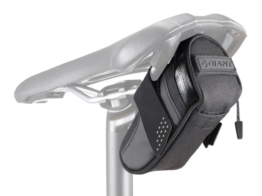 Giant brašna pod sedloSHADOW DX SEAT BAG SMALL Víkendová Akce