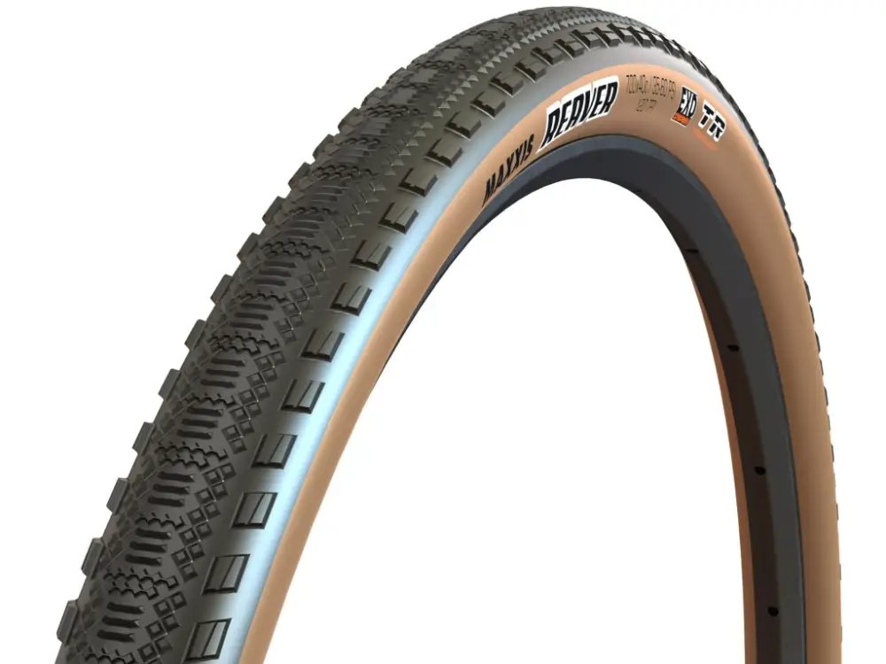 Nová Kolekce Maxxis plášť Reaver (bezduš)700X45C HYPR-X/EXO (tanwall)