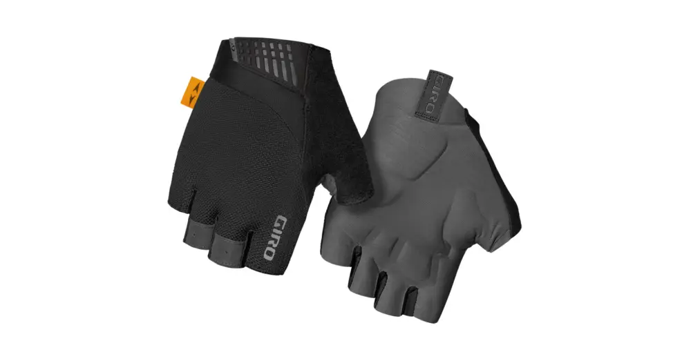 Must-Have Rukavice GIRO Supernatural Black