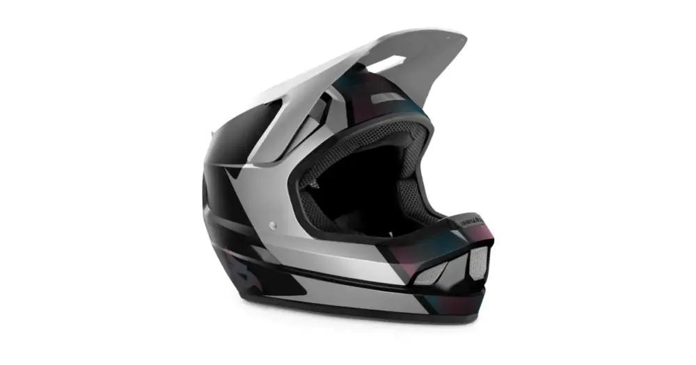 BLUEGRASS - helma Legit bílá Iridescent XL (60-62) Doprava Zdarma