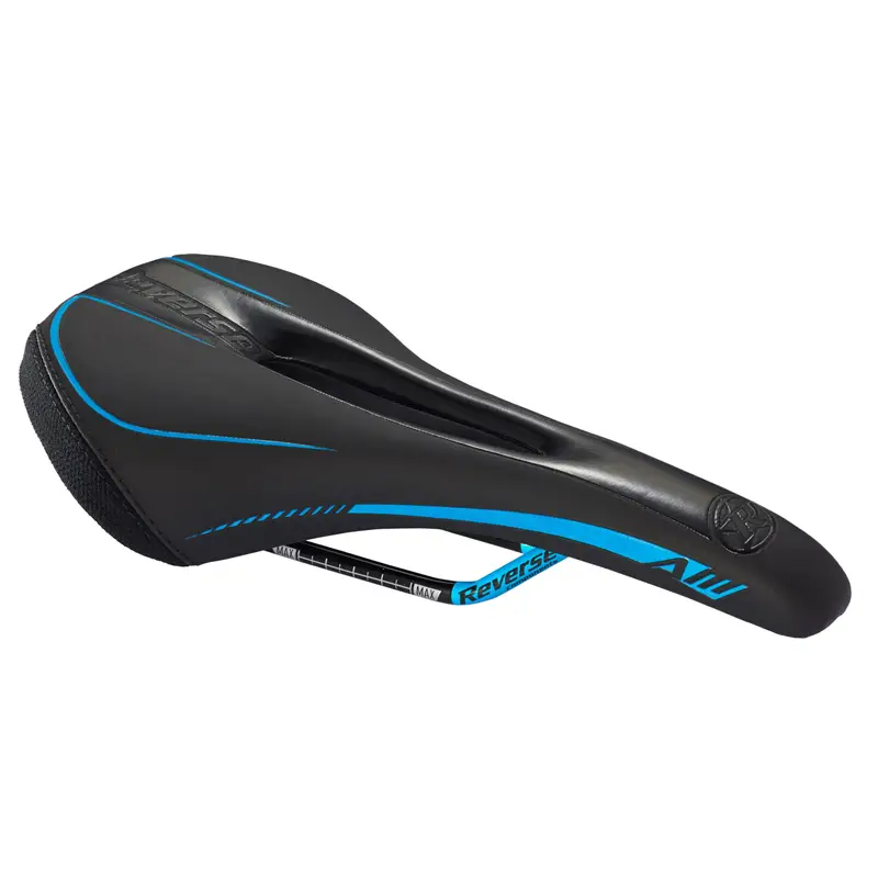 Sedlo Reverse AM Ergo CrMo Black / Light Blue Novinka