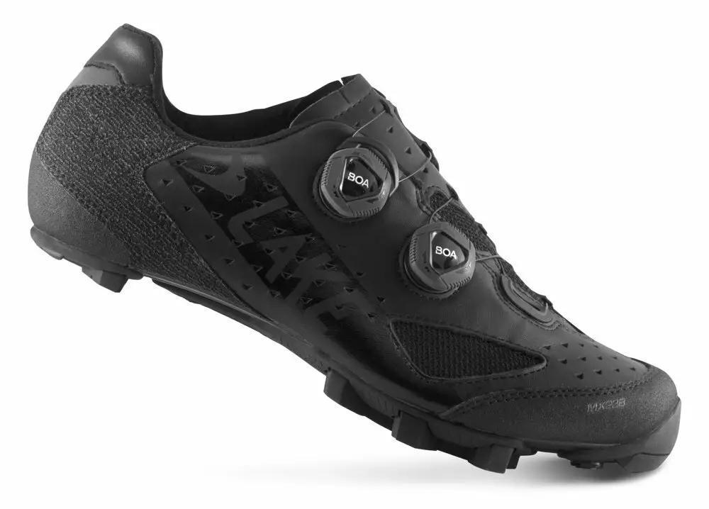 Nejlepší Volba tretry LAKE MX238 Carbon černé vel.45