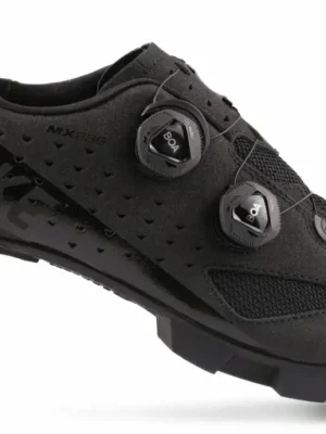 tretry LAKE MX238 XC Carbon černé vel.46 Horká Nabídka