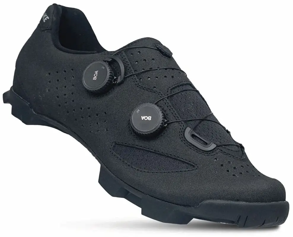 tretry LAKE MX239 Carbon černé vel.46 Zlevněný