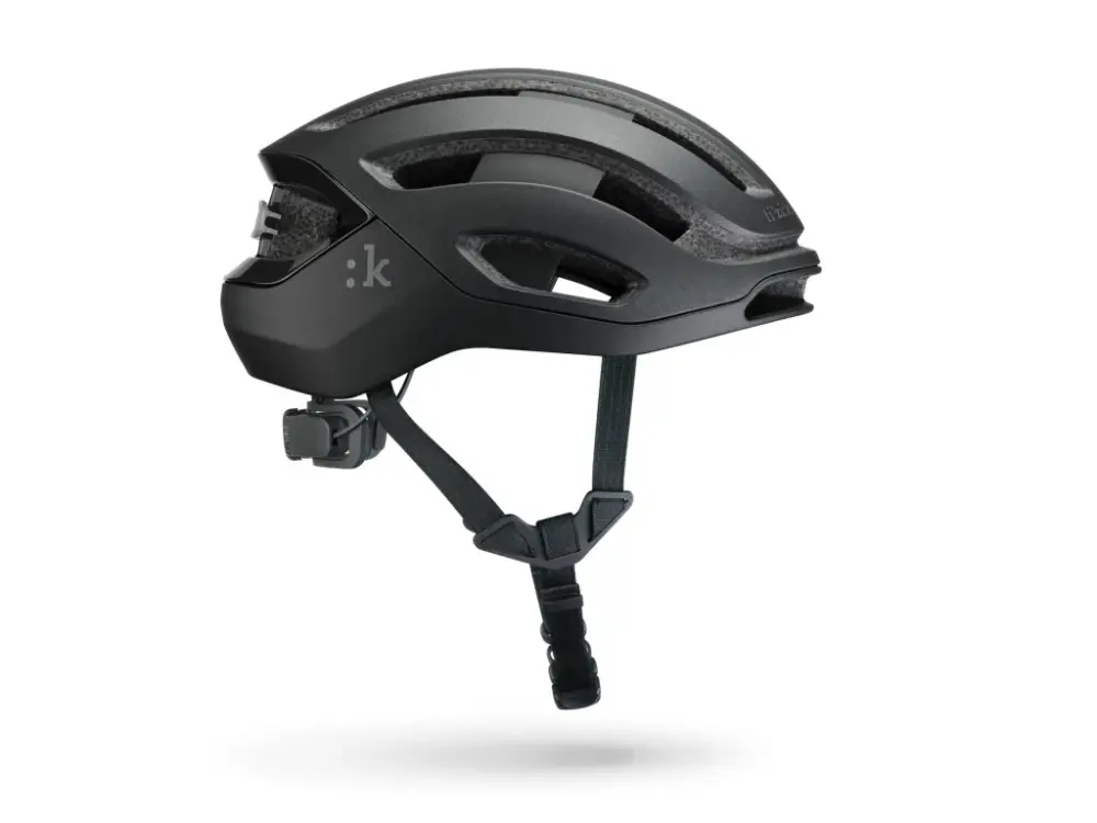 Fizik helma Vento KUDO Black Rychlé Dodání