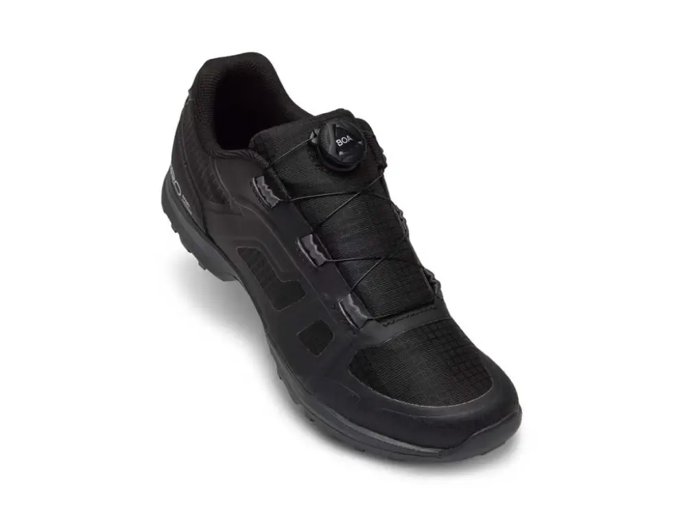 Speciální Cena Giro tretry Gauge BOA Black