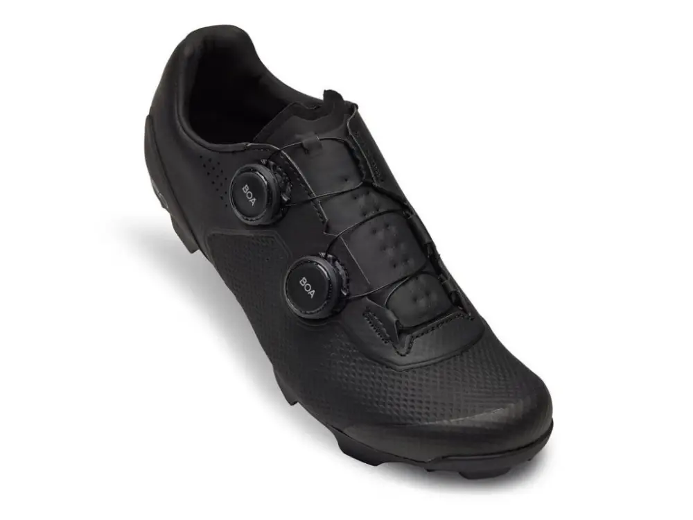 Cenový Hit Giro tretry Regime XC Black