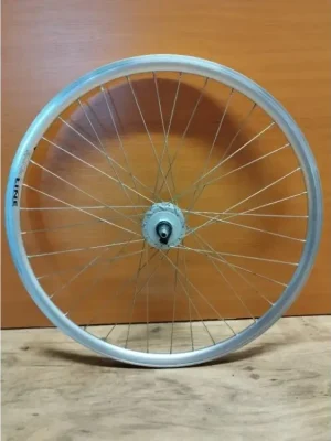 Zapletené přední kolo 622 (28") Remerx stříbrný s dynamo nábojem Shimano Značkový