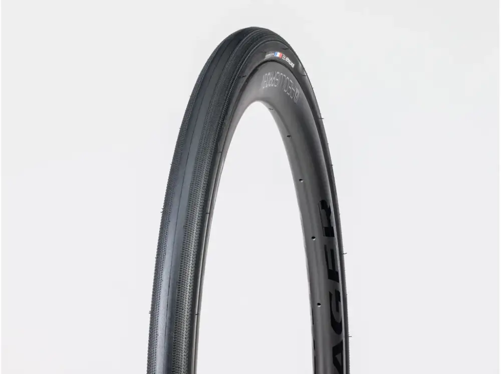 Plášť BONTRAGER R2 Hard-Case Lite 700x32C Vrácení Zdarma